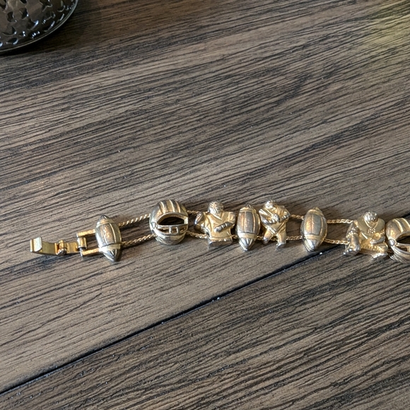 Charm Bracelet - Football 7" - Picture 3 of 5